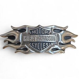Harley Davidson Flames Silver Belt Buckle With Black Background 5.5 X 2 Inches